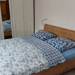 בית נופש Hartig Modern Retreat *